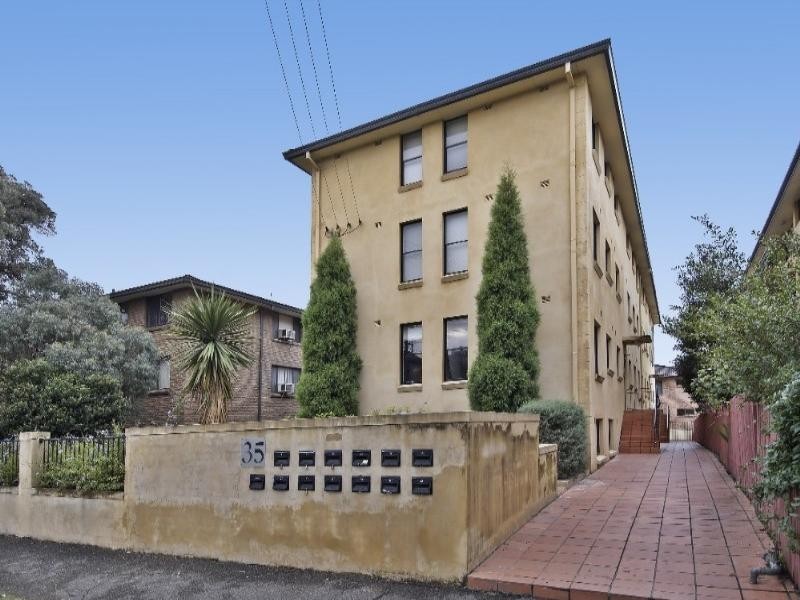 2/35 Harris Street, Harris Park NSW 2150