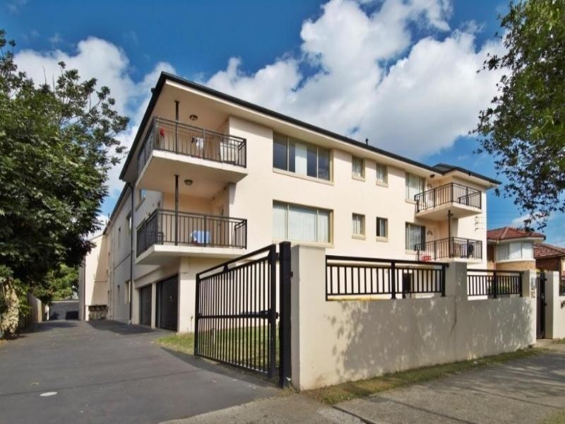 1/82 Weston Street, Harris Park NSW 2150