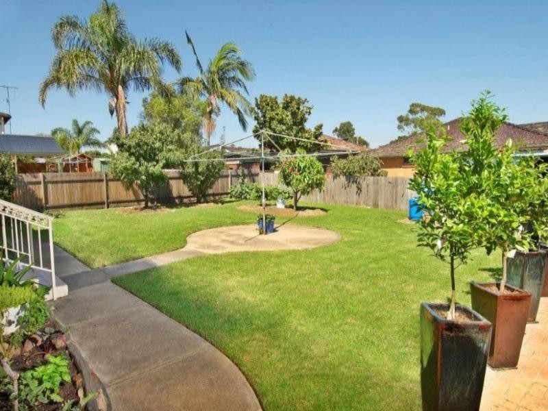 79 Ringrose Ave,, Greystanes NSW 2145
