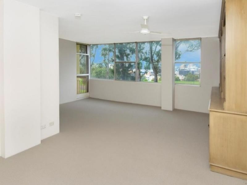 8/5 Good Street, Parramatta NSW 2150