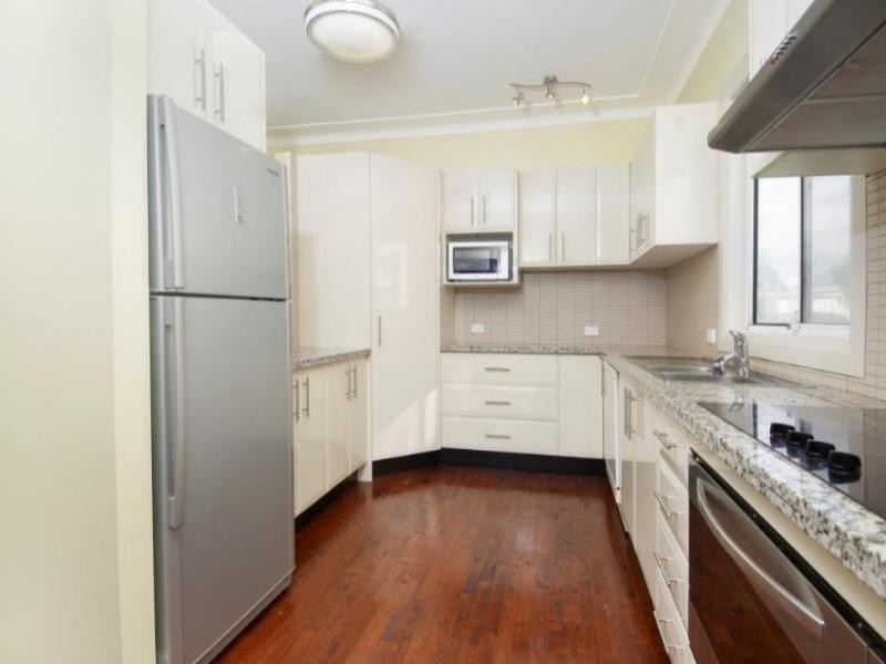 11 Fursorb Street, Marayong NSW 2148