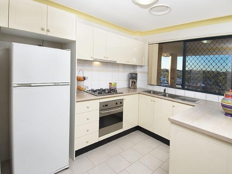 8/60 Cowper Street, Granville NSW 2142