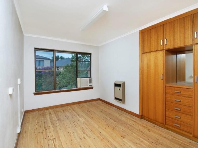 2 Centenary Avenue, Northmead NSW 2152