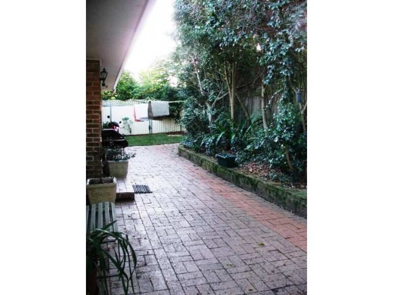 19a Napier Street, Westmead NSW 2145