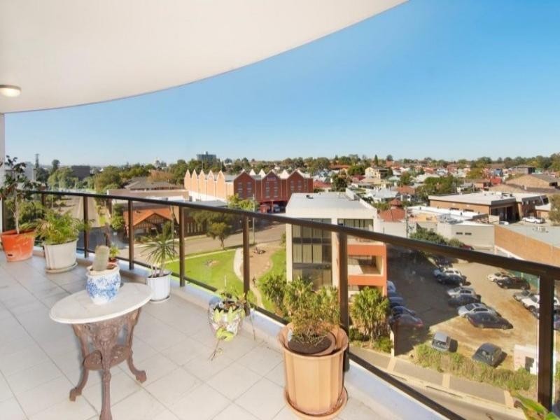 22/13-15 Hassall Street, Parramatta NSW 2150