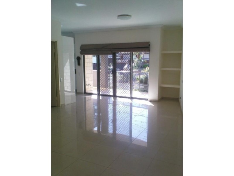 2/81-83 Bangor Street, Guildford NSW 2161