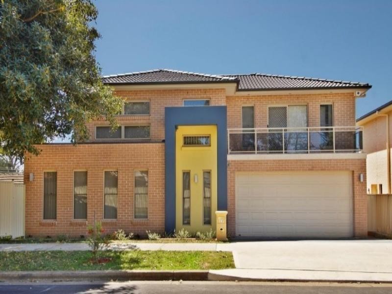 17 Second Avenue, Toongabbie NSW 2146