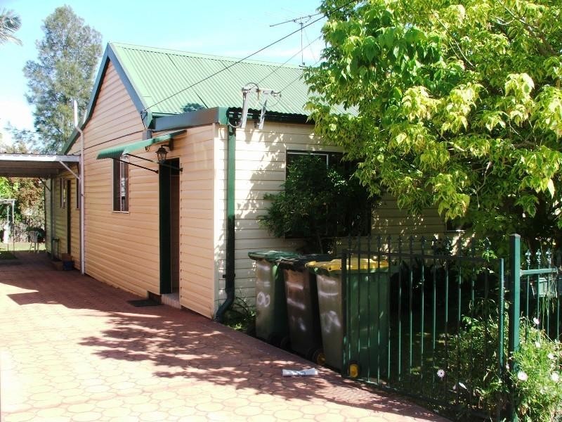 118 The Trongate, Granville NSW 2142