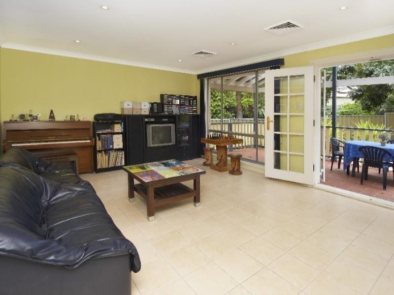 23 Ayles Road, Winston Hills NSW 2153
