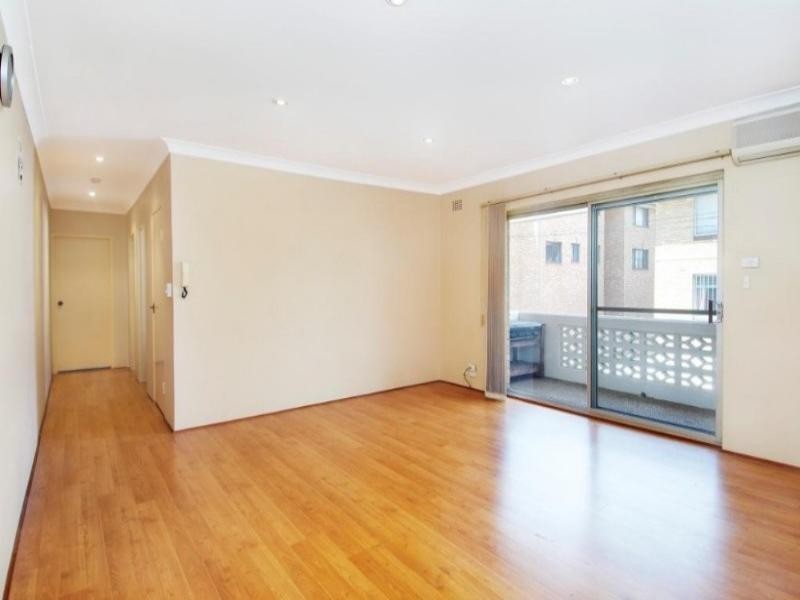 8/39-41 Bowden Street, Harris Park NSW 2150