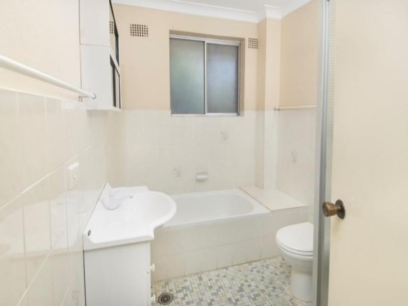 8/39-41 Bowden Street, Harris Park NSW 2150