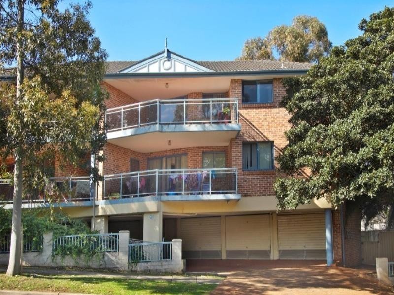 8/76-78 Meehan Street, Granville NSW 2142