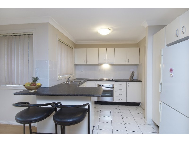 1/165 Targo Road, Girraween NSW 2145