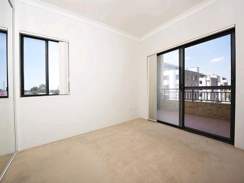 4/1-3 Virginia Street, Rosehill NSW 2142