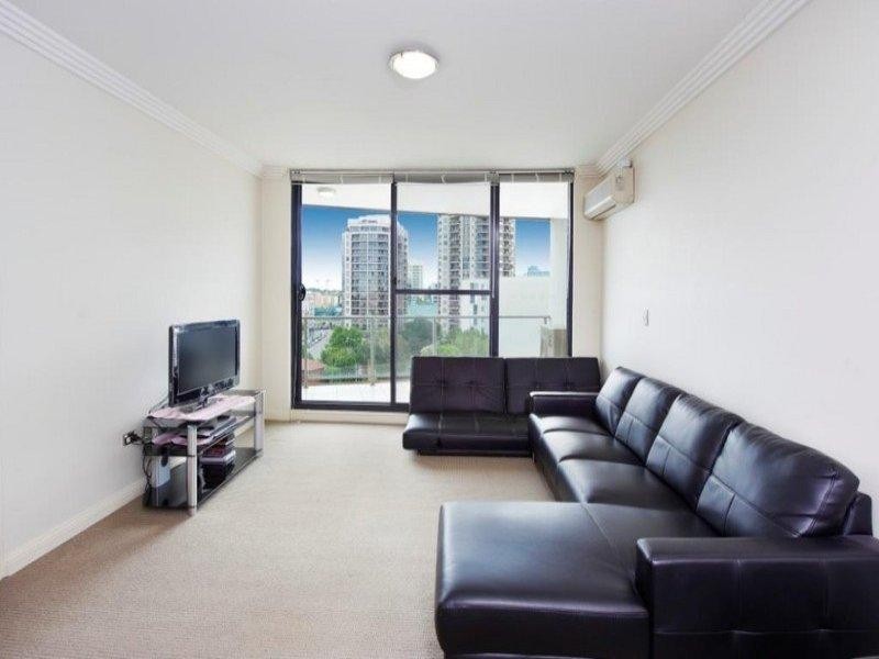 806/31-37 Hassall Street, Parramatta NSW 2150