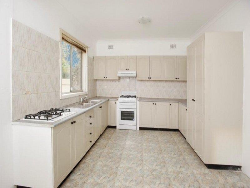 62 Hawkesbury Road, Westmead NSW 2145