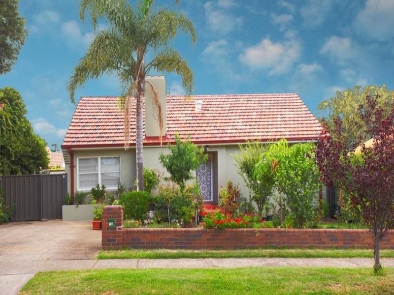 18 Church Avenue, Westmead NSW 2145