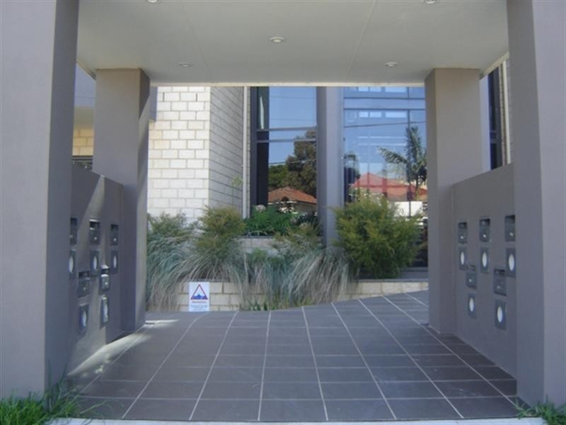 2/81-83 Bangor Street, Guildford NSW 2161