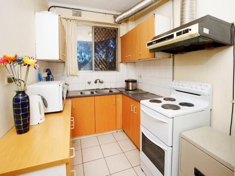 4/16a Wigram Street, Harris Park NSW 2150