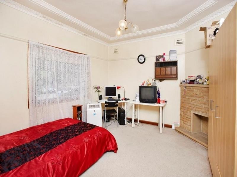 18 Wandsworth Street, Parramatta NSW 2150