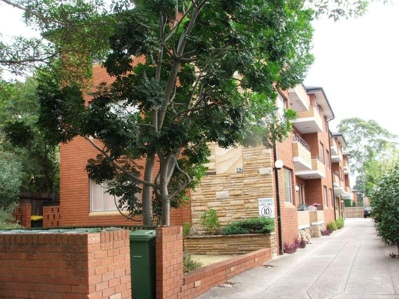 12/42 Wigram Street, Harris Park NSW 2150