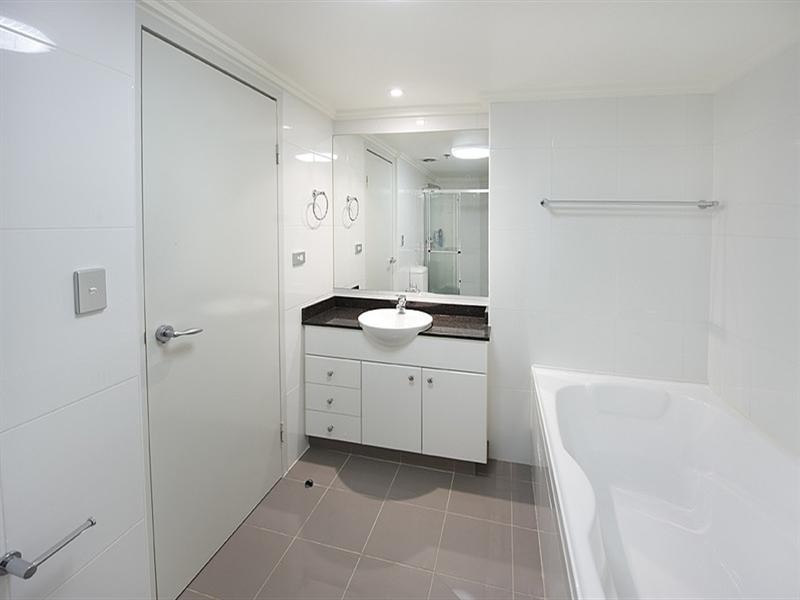 215/13-15 Hassall Street, Parramatta NSW 2150