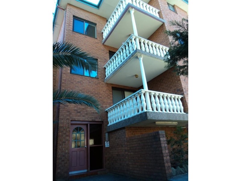 8/23 Crown Street, Granville NSW 2142