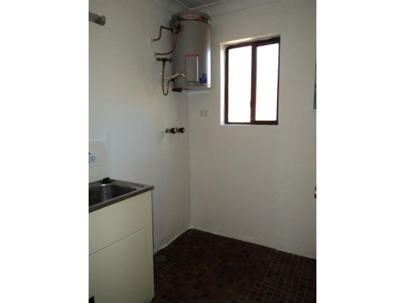 8/23 Crown Street, Granville NSW 2142