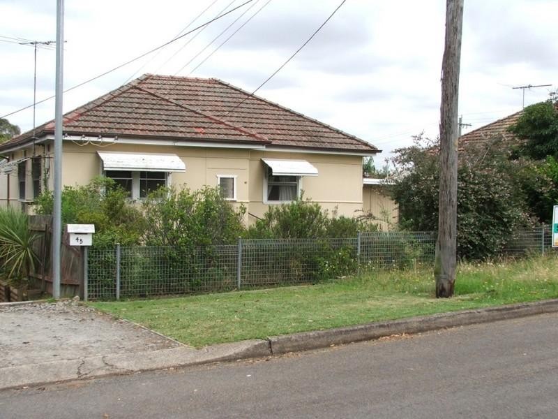 43 Pearson Street, South Wentworthville NSW 2145