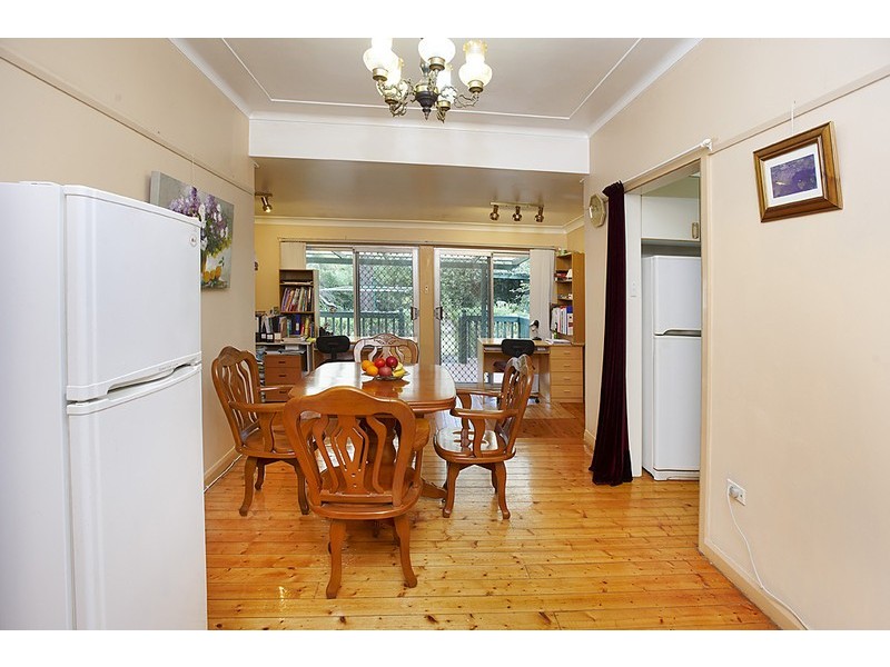 82 Amos Street, Westmead NSW 2145