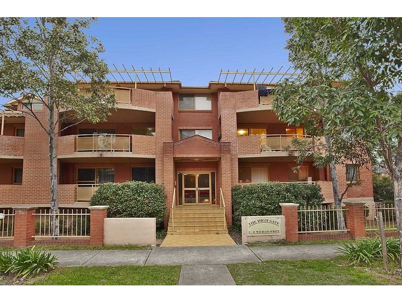 4/9-11 Wigram Street, Harris Park NSW 2150