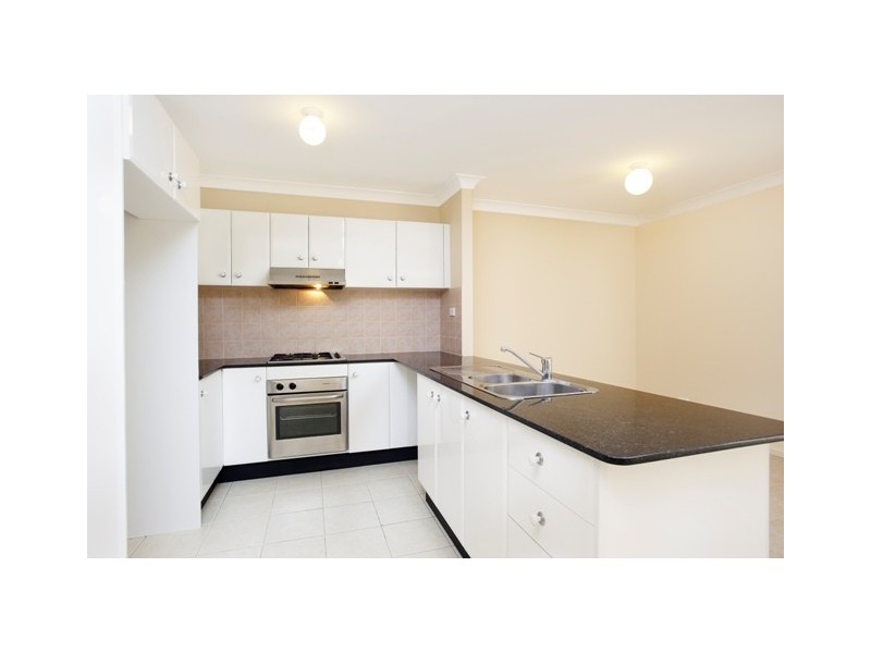4b/24 Jersey Road, South Wentworthville NSW 2145