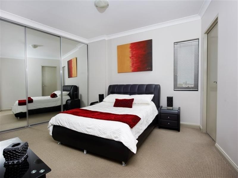 707/31-37 Hassall Street, Parramatta NSW 2150