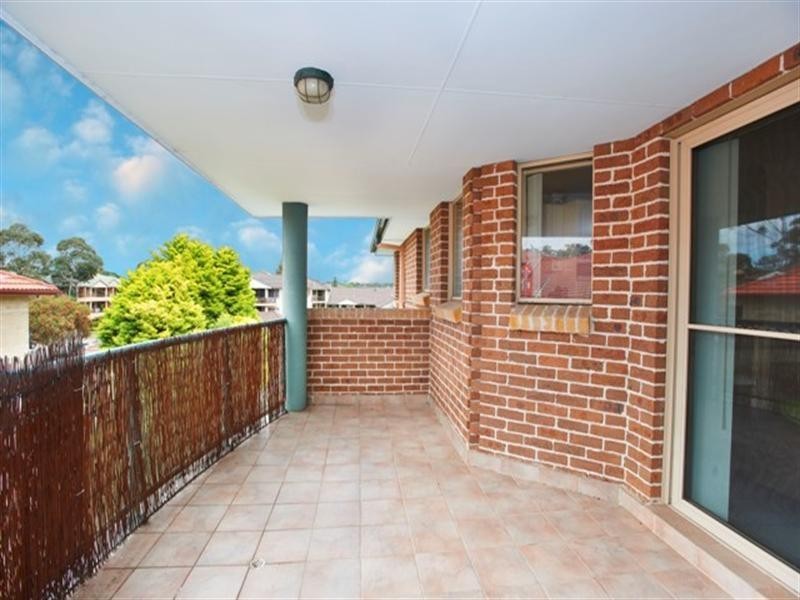 12/27-28 Parkside Lane, Westmead NSW 2145