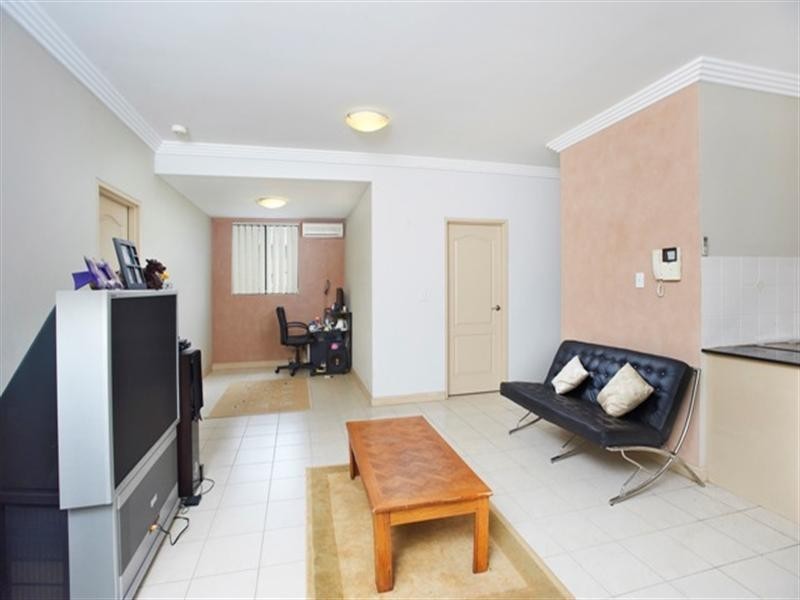 1/2-4 Reid Avenue, Westmead NSW 2145