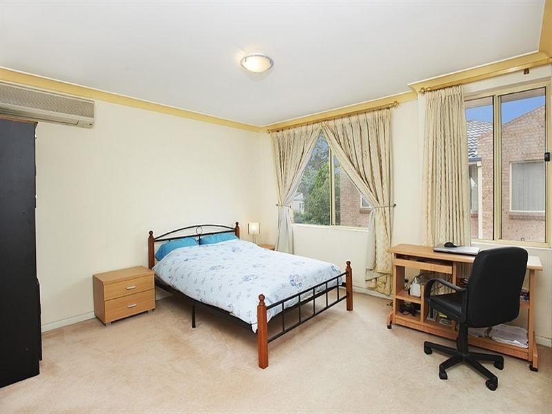 8/3-5 Irving Street, Parramatta NSW 2150