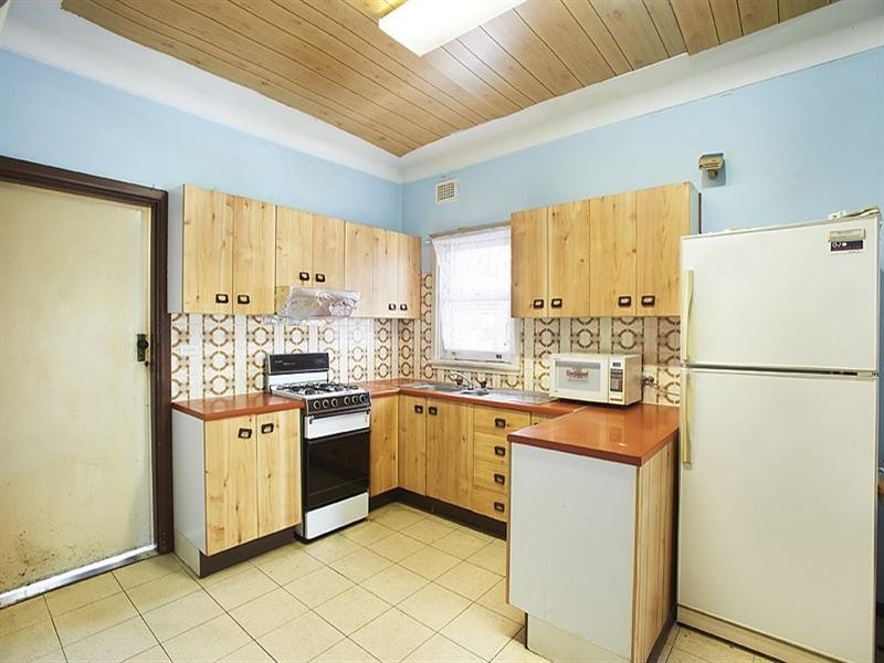 6 Bethel Street, Toongabbie NSW 2146