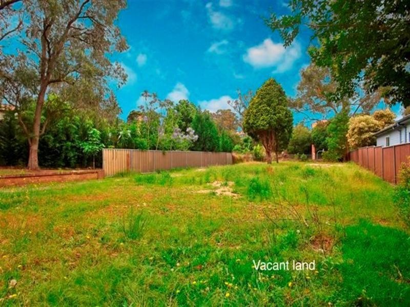 14 Whitehaven Road, Northmead NSW 2152