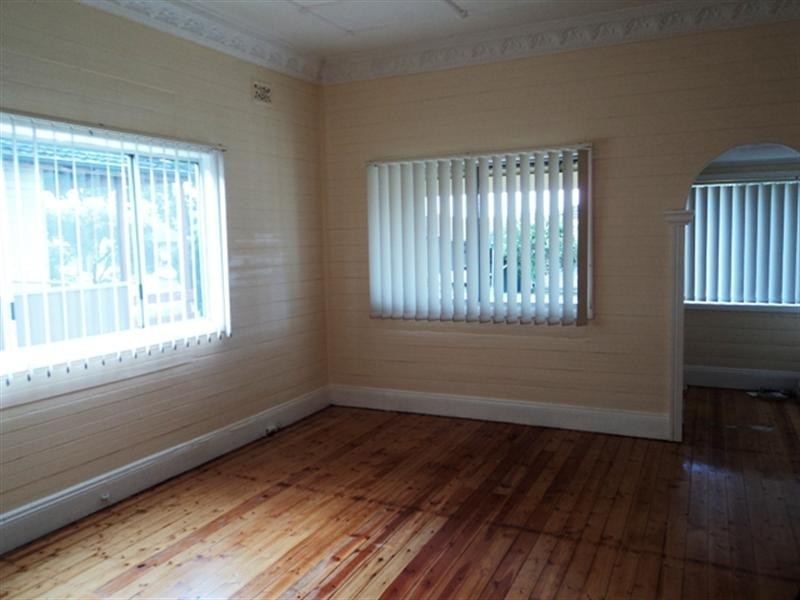 22 Daniel Street, Granville NSW 2142