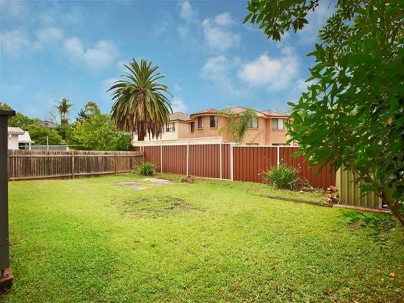 20 Joyner Street, Westmead NSW 2145