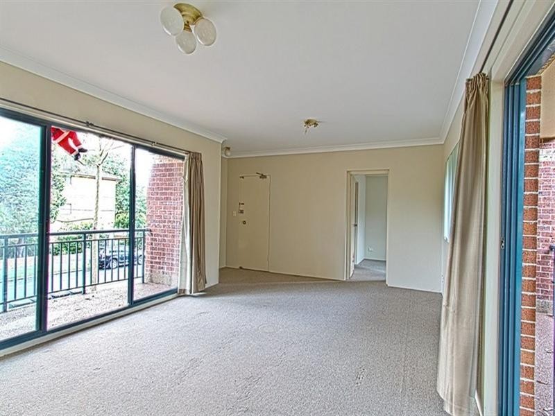 2/18 Sherwood Road, Merrylands West NSW 2160