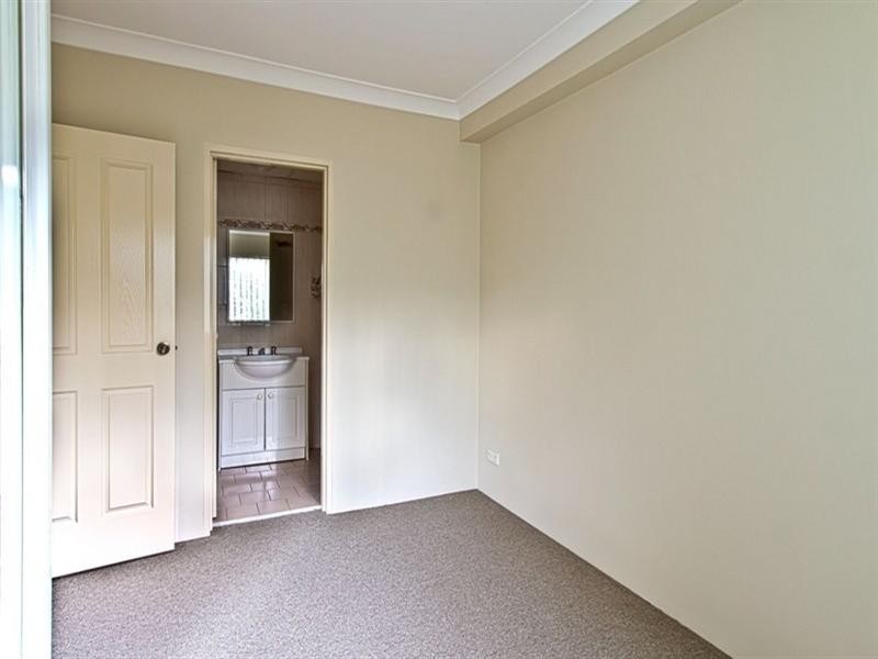 2/18 Sherwood Road, Merrylands West NSW 2160