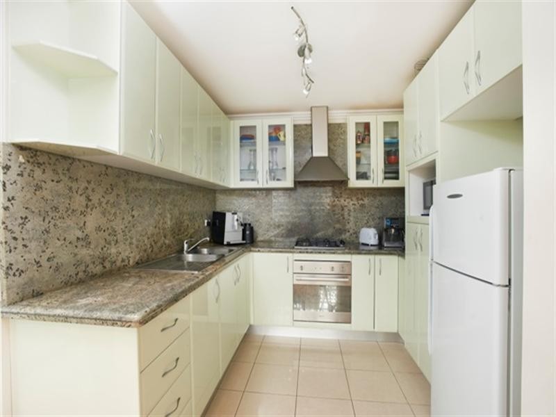 1a Lynette Crescent, South Wentworthville NSW 2145