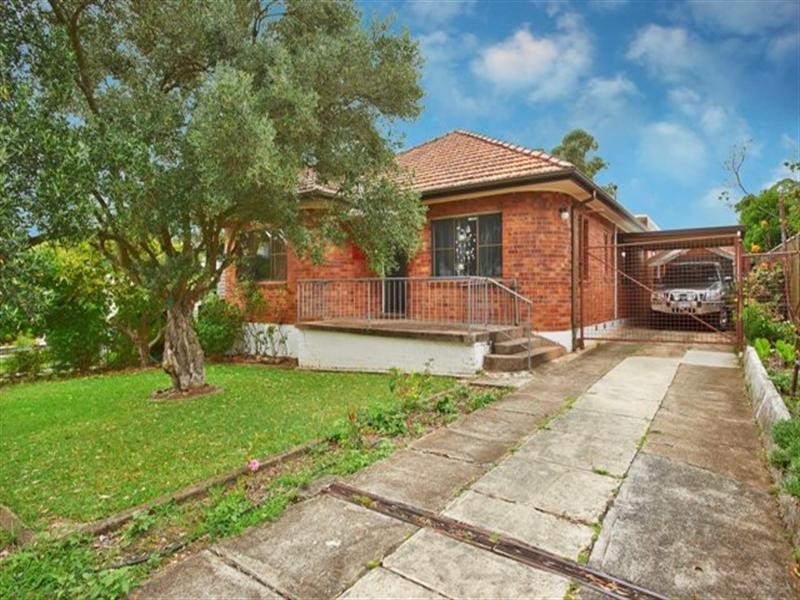 50 Moree Avenue, Westmead NSW 2145