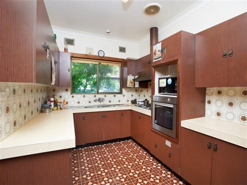 50 Moree Avenue, Westmead NSW 2145