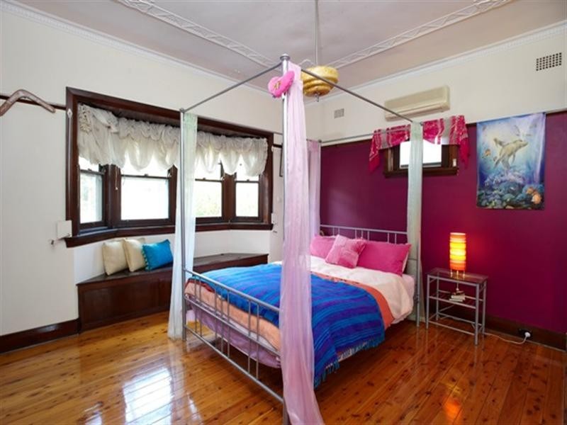 112 Hawkesbury Road, Westmead NSW 2145