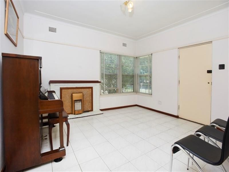 13 Symonds Avenue, North Parramatta NSW 2151