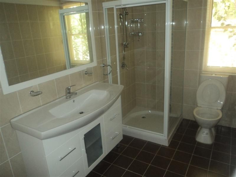 20 School Parade, Westmead NSW 2145