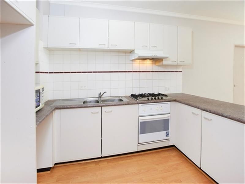 28/1 Good Street, Parramatta NSW 2150