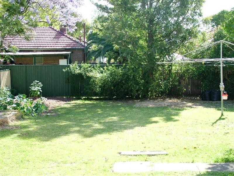 8 Good Street, Westmead NSW 2145